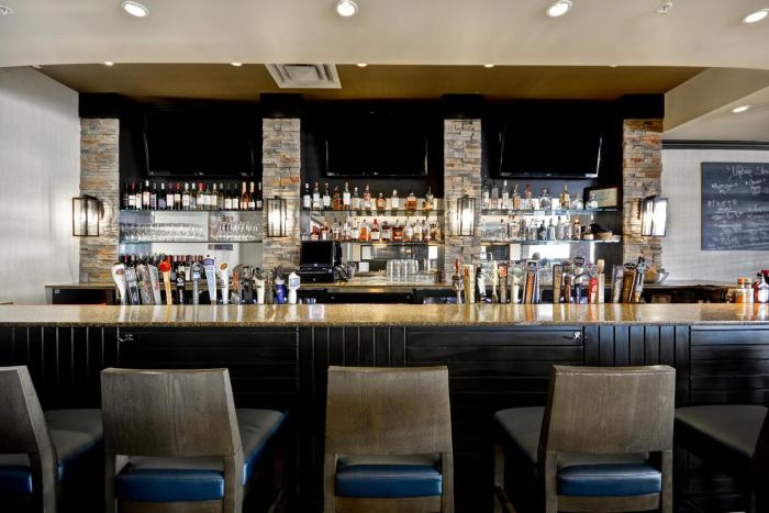 holiday inn detroit metro airport by ihg