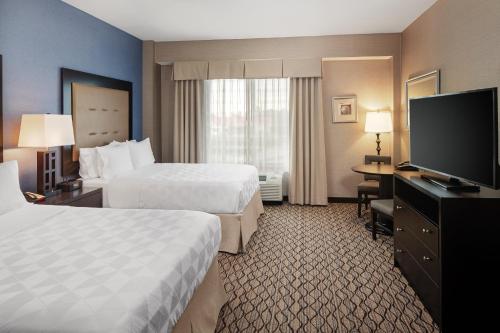 holiday inn detroit metro airport by ihg