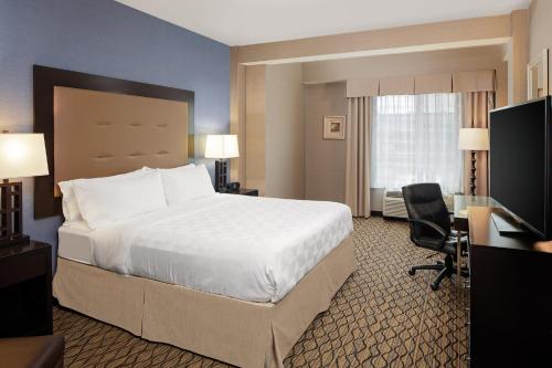 holiday inn detroit metro airport by ihg