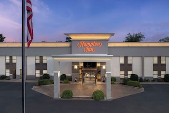 hampton inn russellville