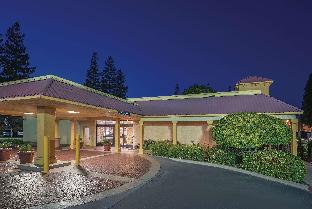 howard johnson by wyndham sacramento downtown