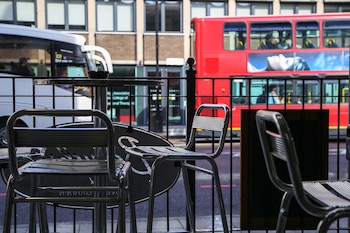 st christophers village london bridge hostel