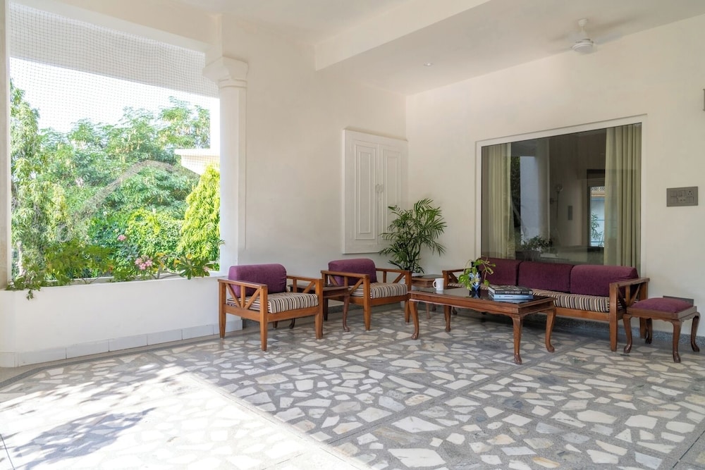 giri sadan home stay