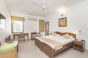 giri sadan home stay
