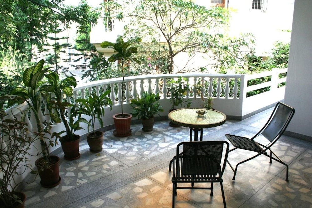 giri sadan home stay