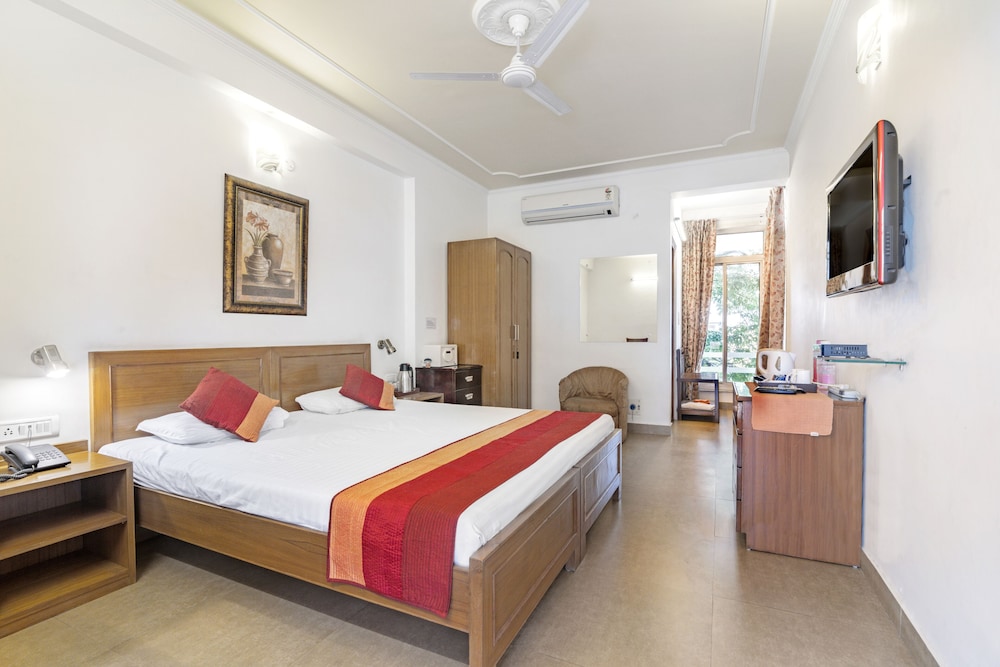 giri sadan home stay