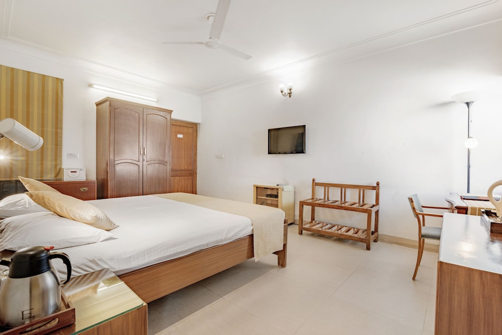 giri sadan home stay
