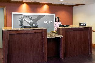 hampton inn springfield south enfield