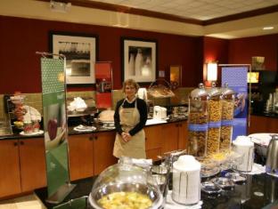hampton inn springfield south enfield