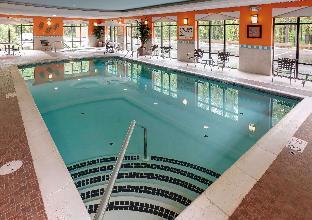 hampton inn springfield south enfield