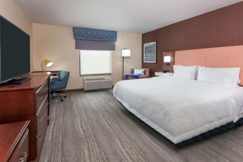 hampton inn springfield south enfield