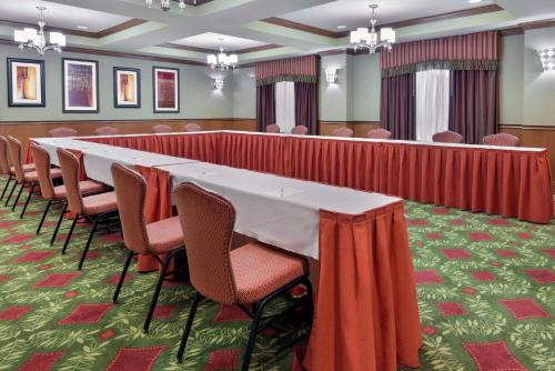 hampton inn springfield south enfield
