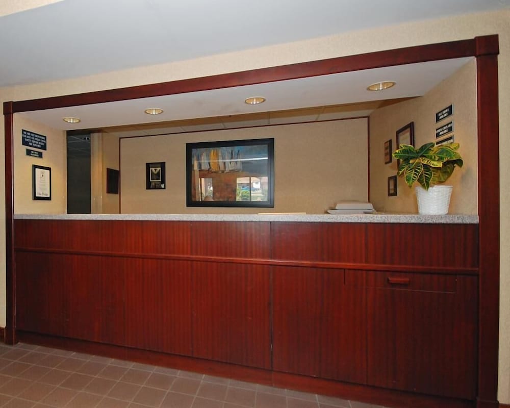 comfort inn erie near presque isle
