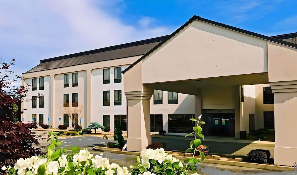 comfort inn erie near presque isle