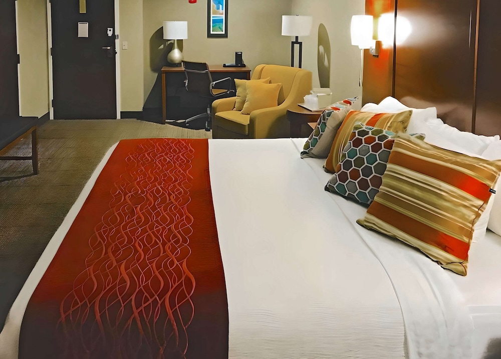 comfort inn erie near presque isle