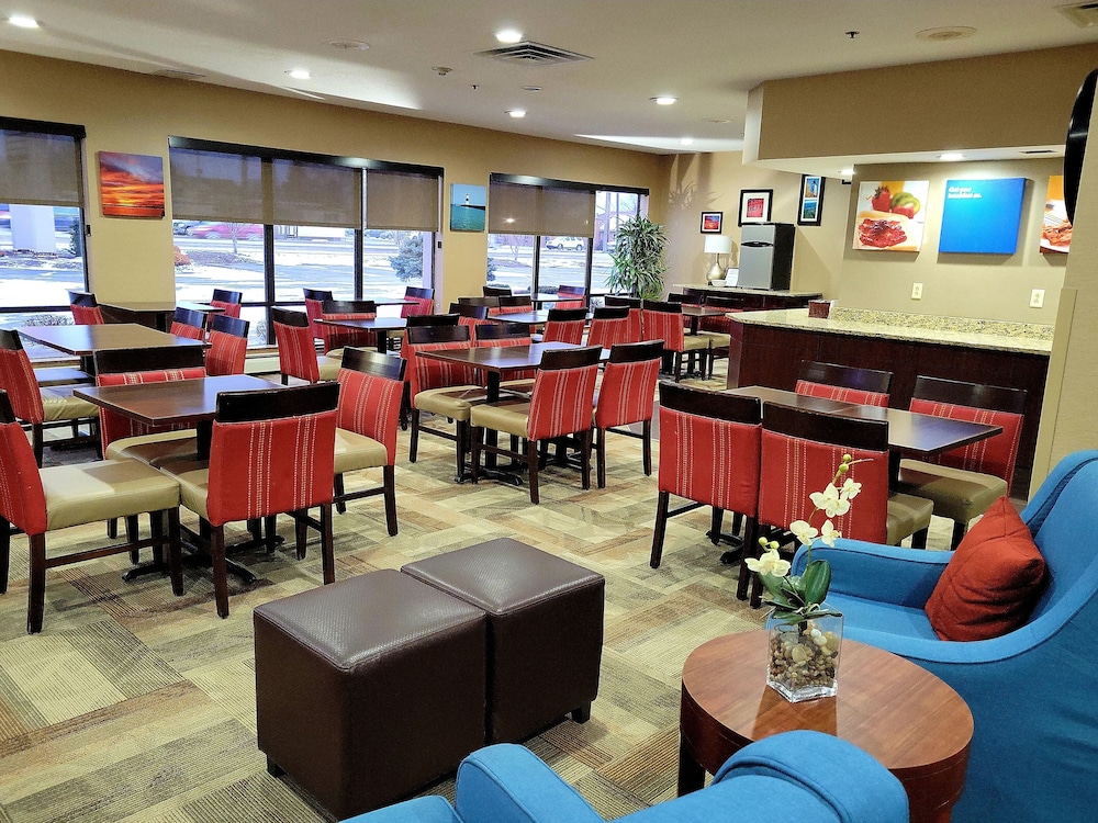 comfort inn erie near presque isle