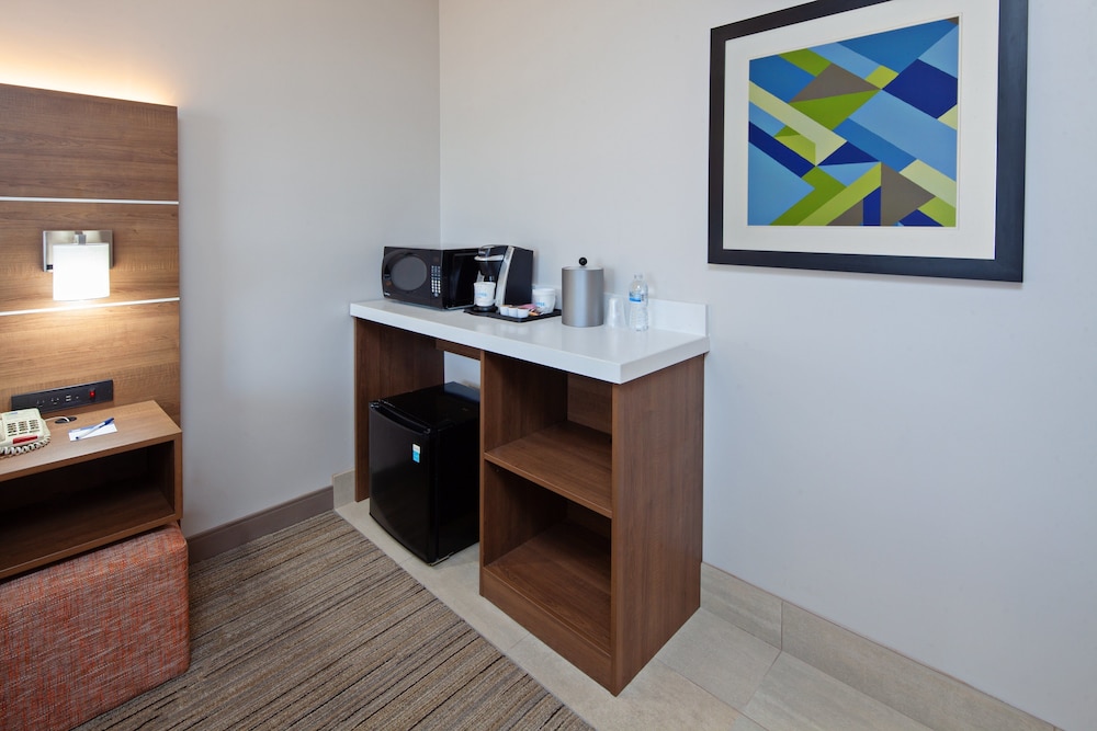 holiday inn express hotel and suites san diego escondido by ihg