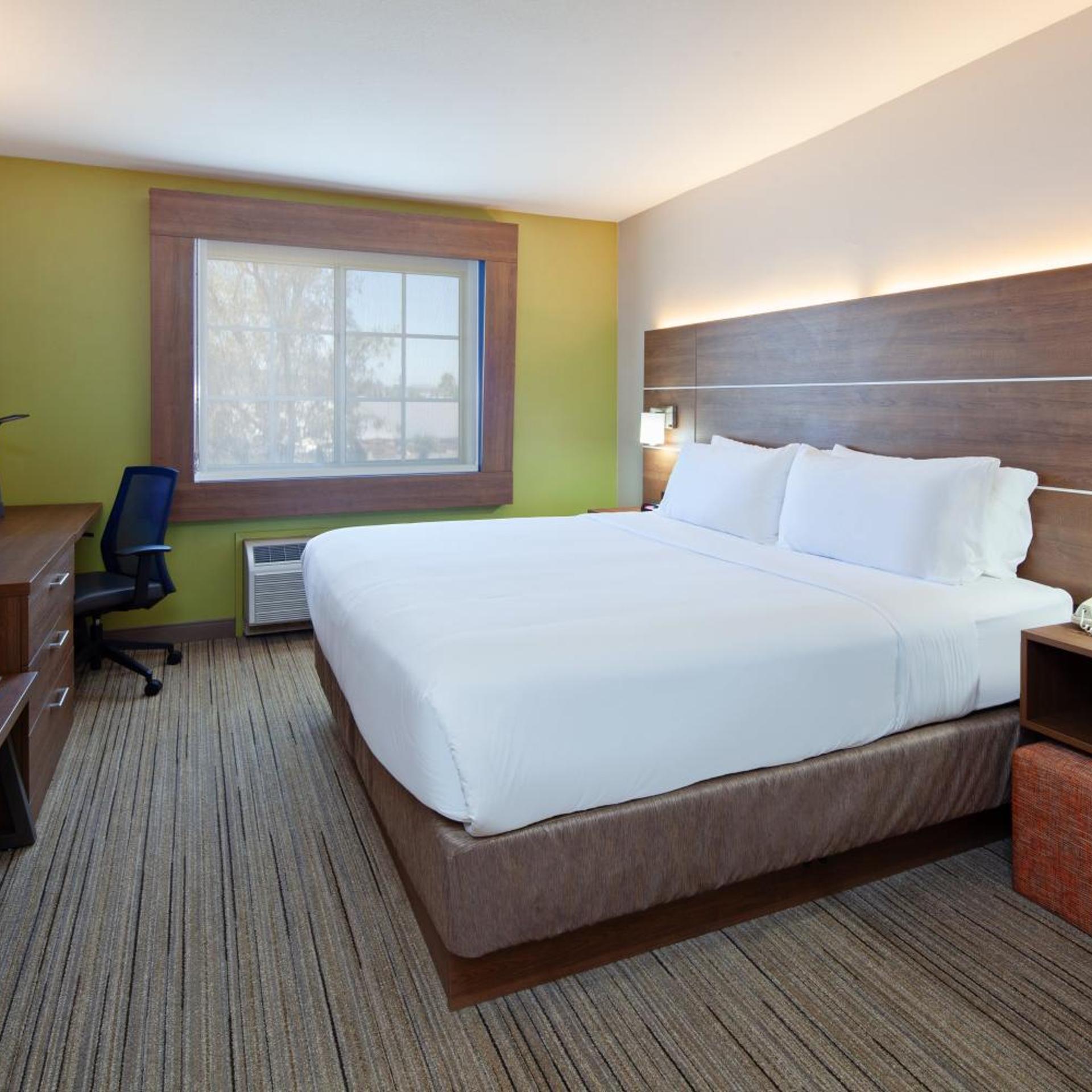 holiday inn express hotel and suites san diego escondido by ihg
