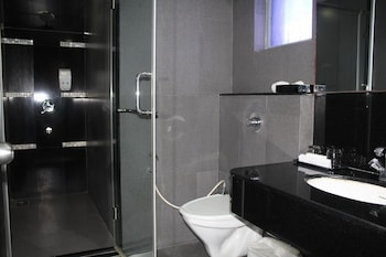the lotus apartment hotel