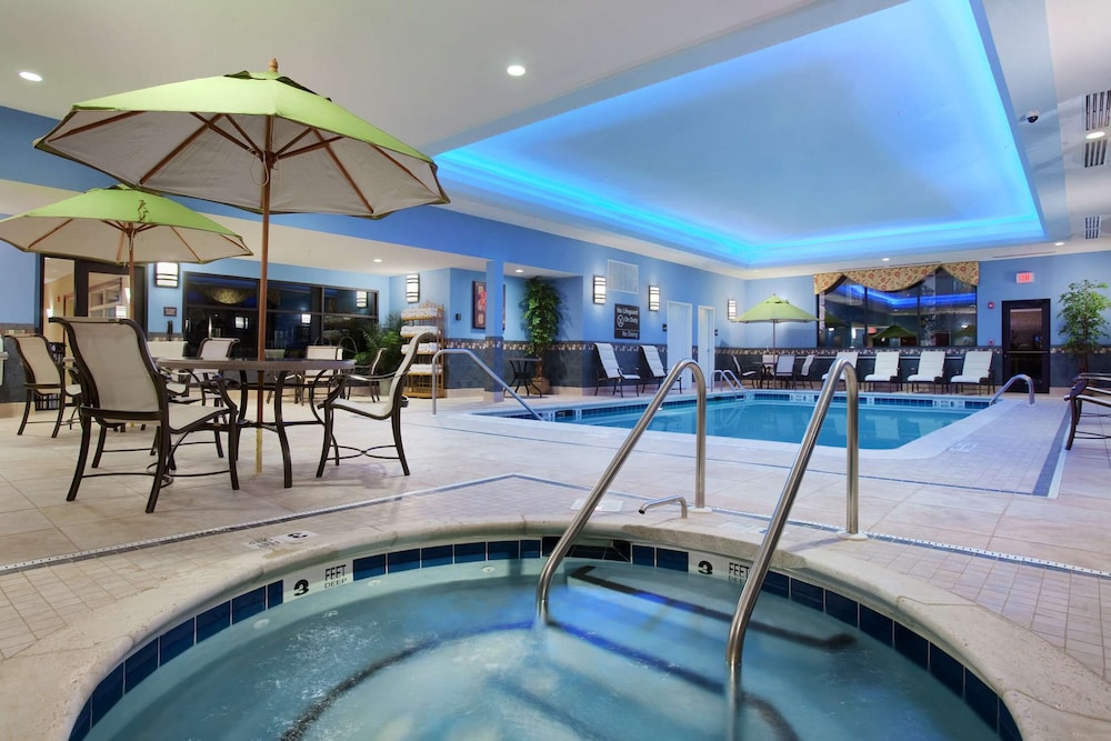 hampton inn and suites hartford farmington