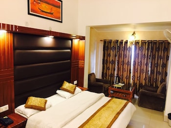 Hotel Kahkashan,,3 star