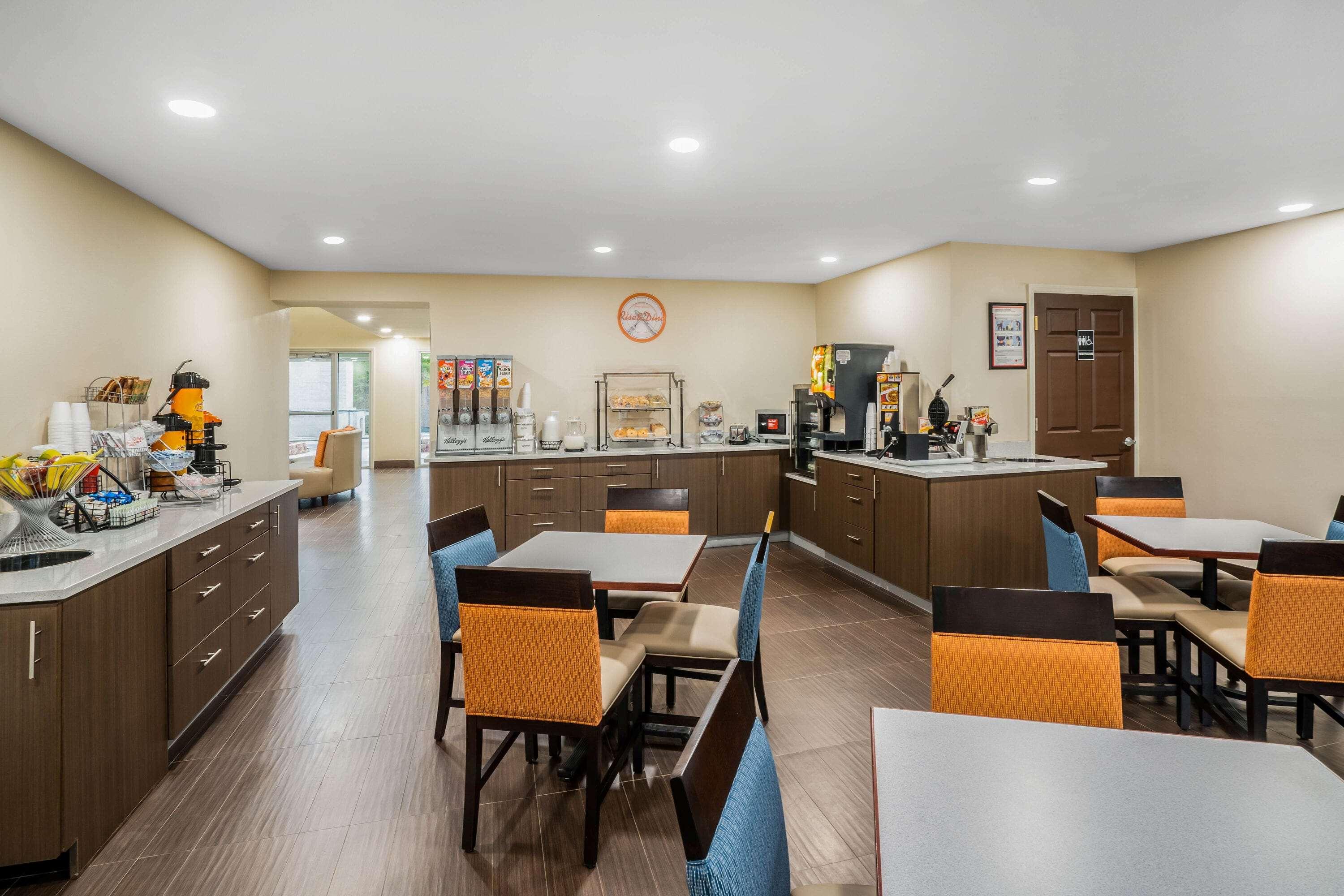 Howard Johnson By Wyndham Dalton,Georgia>>Dalton,2.5 star