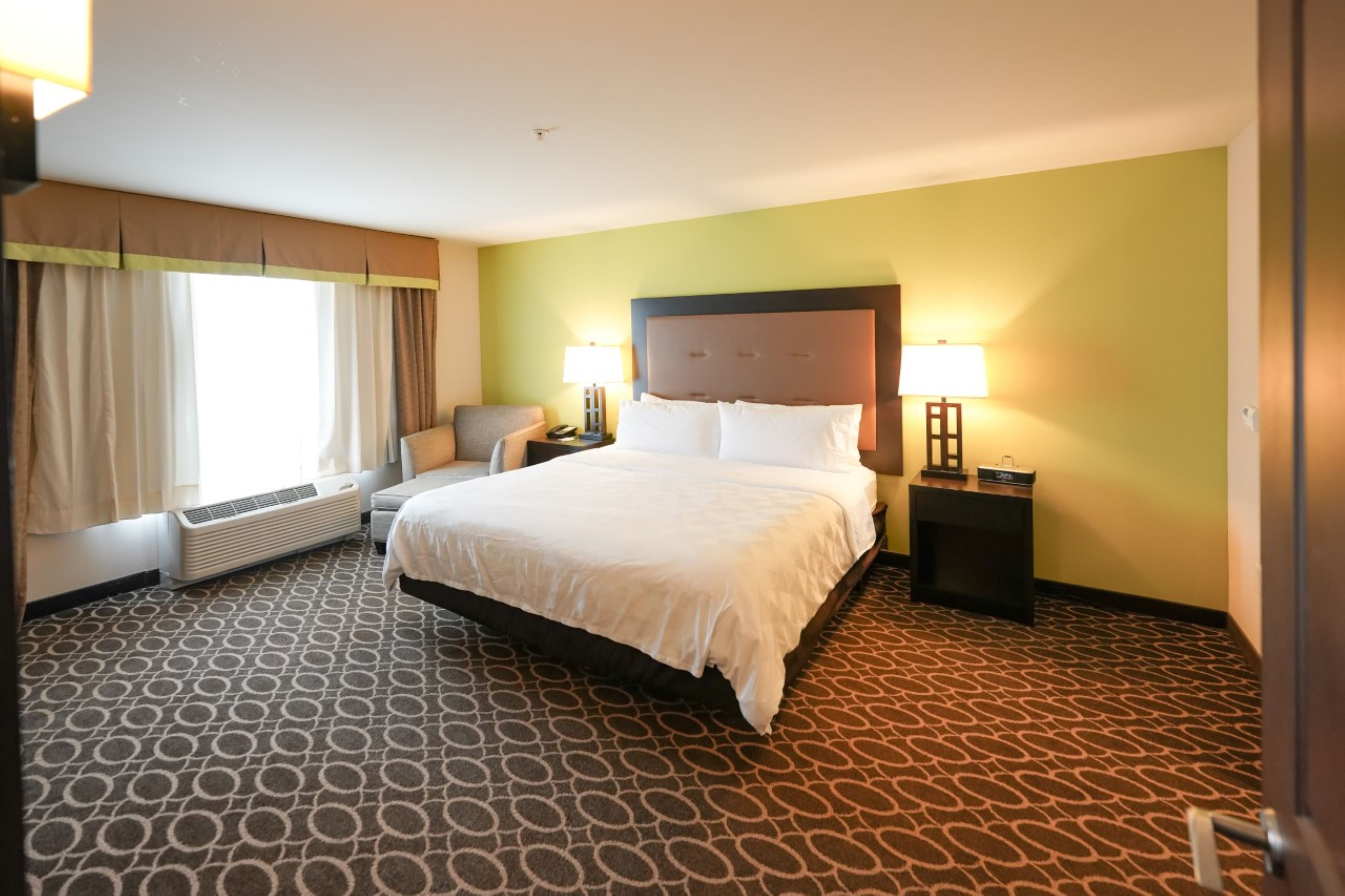 holiday inn murfreesboro by ihg