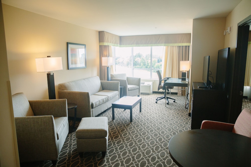 holiday inn murfreesboro by ihg