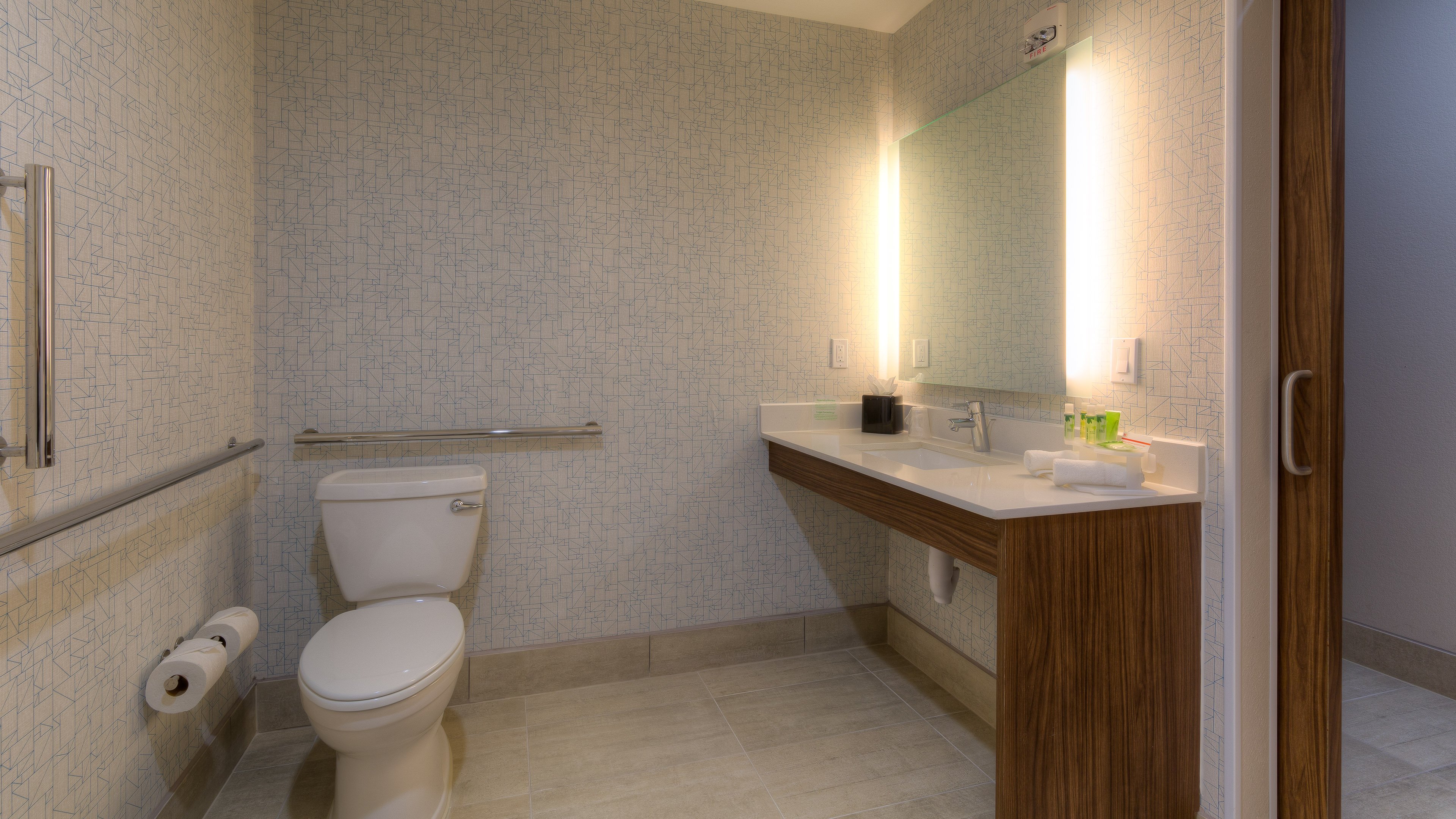 holiday inn express and suites tulsa midtown by ihg