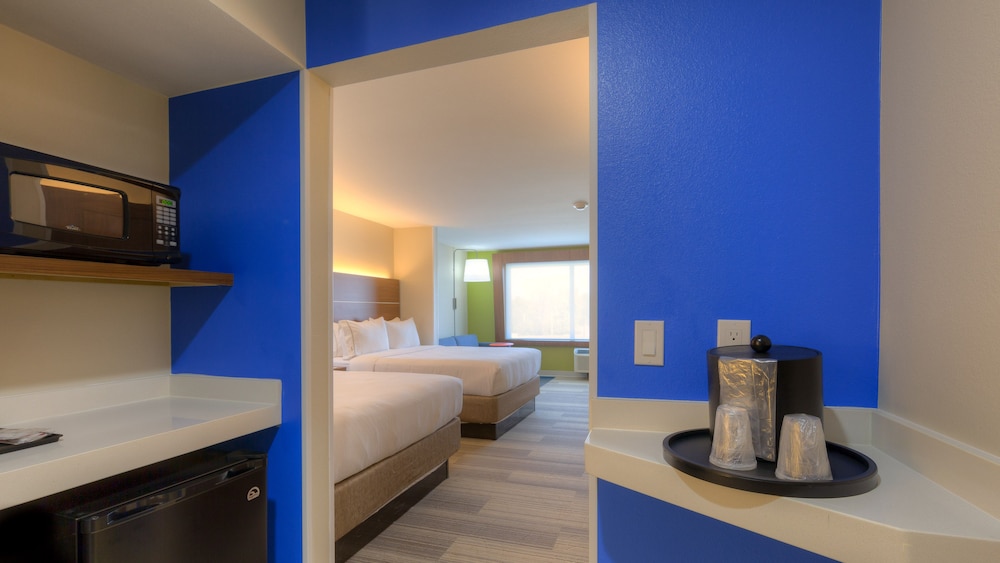 holiday inn express and suites tulsa midtown by ihg