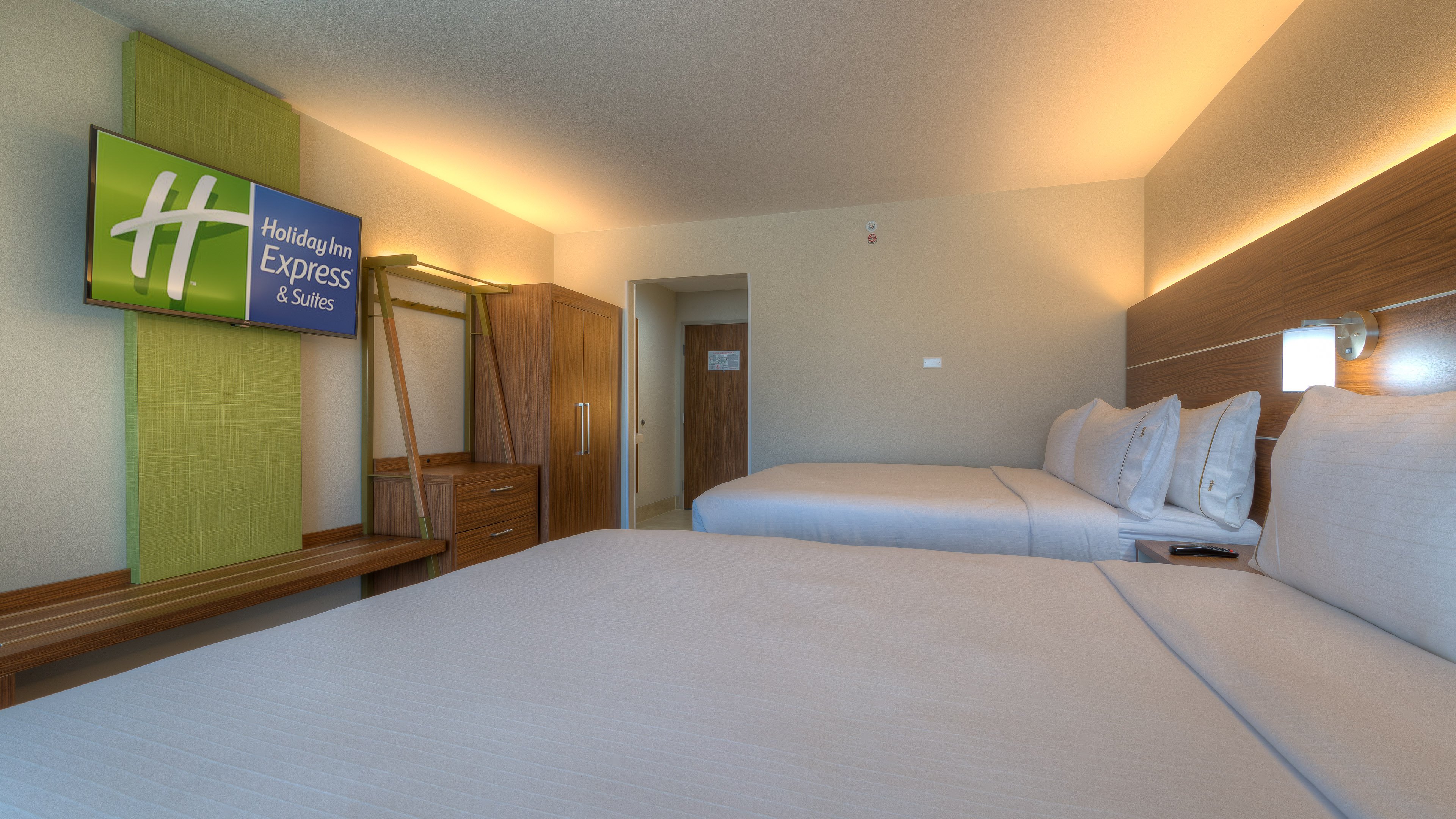 holiday inn express and suites tulsa midtown by ihg