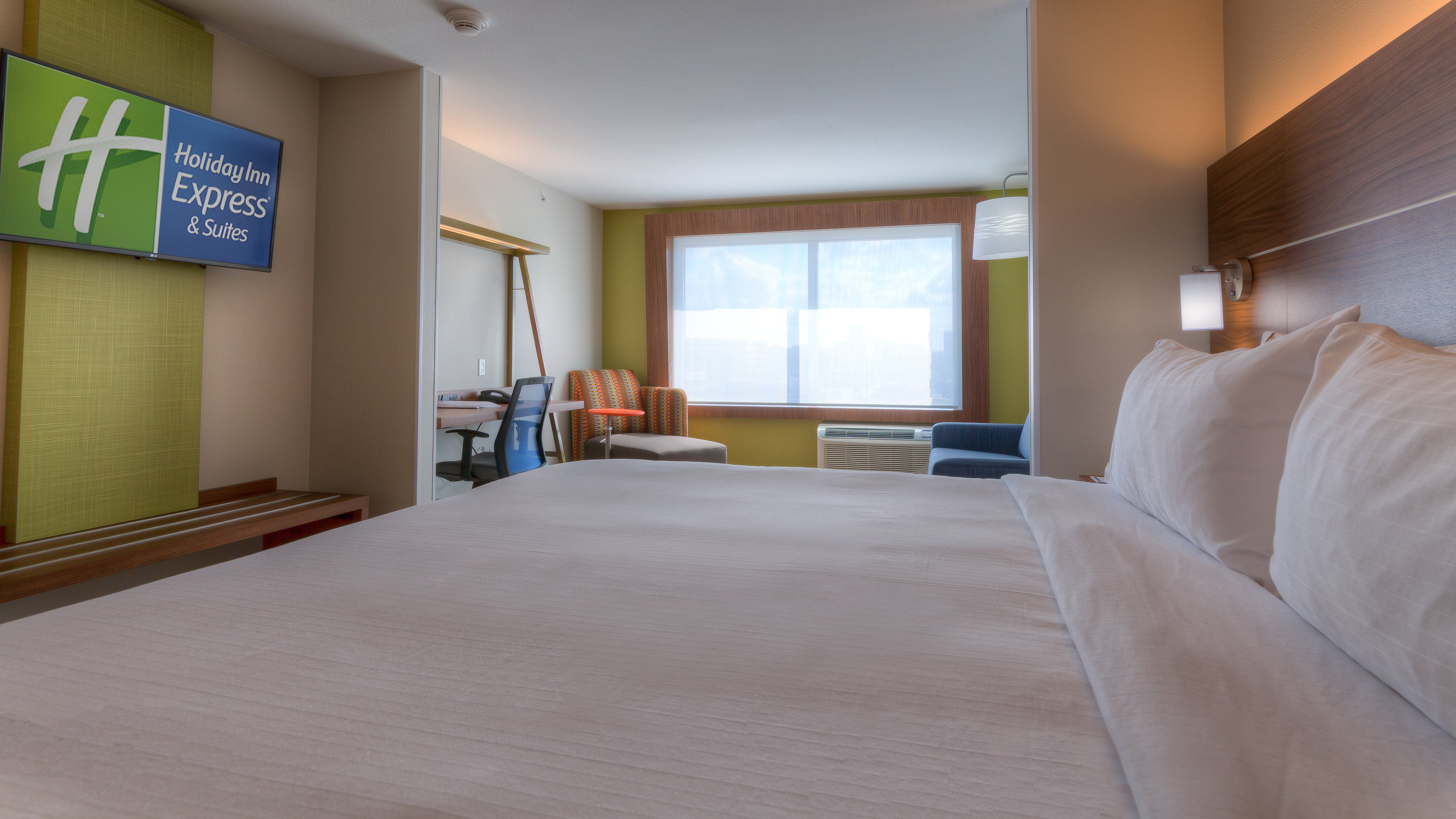 holiday inn express and suites tulsa midtown by ihg