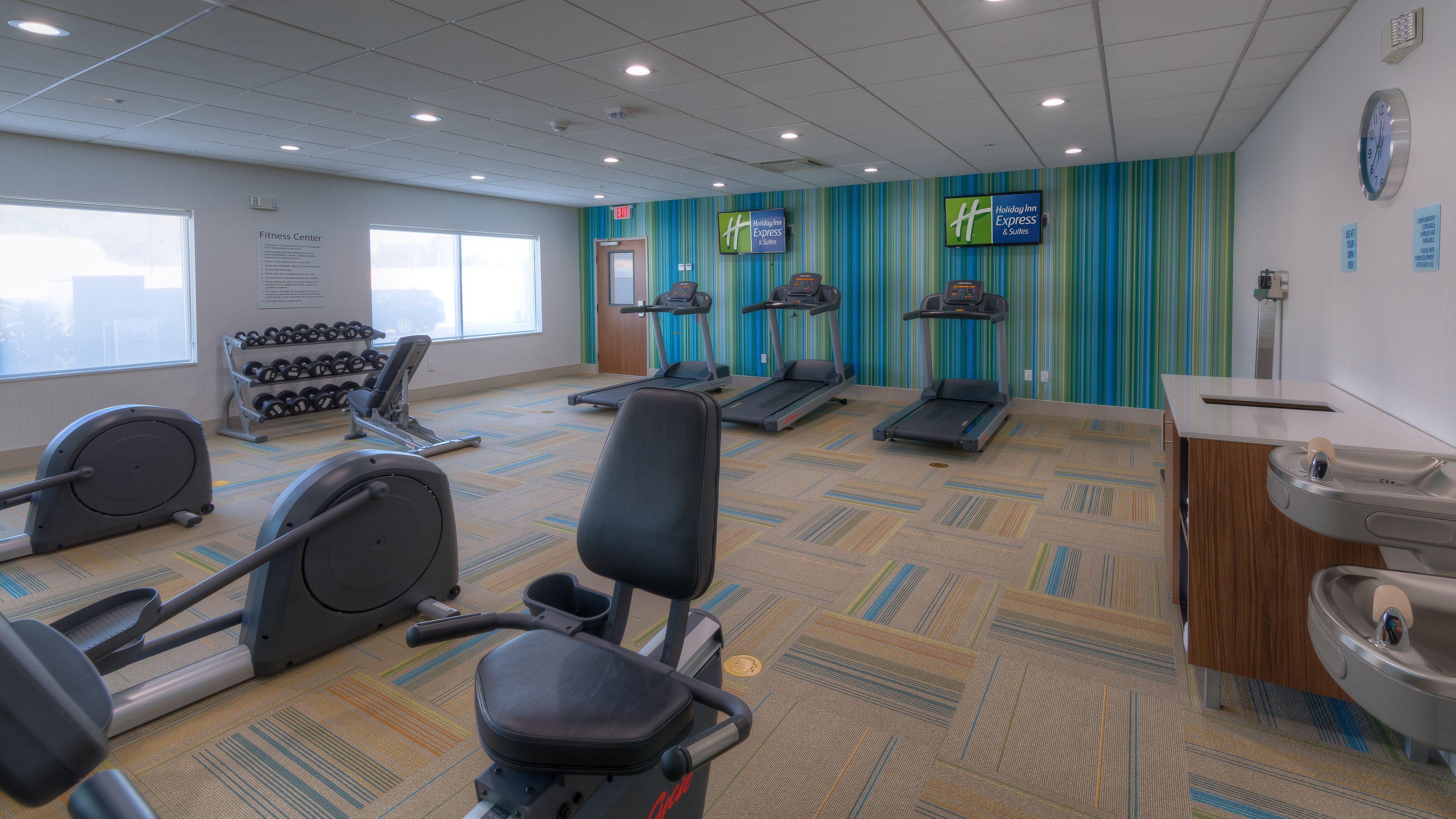holiday inn express and suites tulsa midtown by ihg