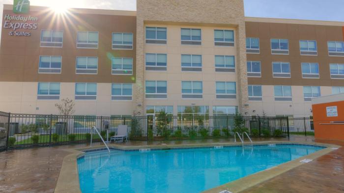 holiday inn express and suites tulsa midtown by ihg