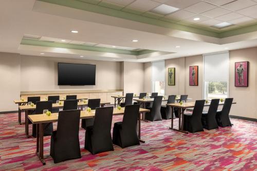 home2 suites by hilton lubbock