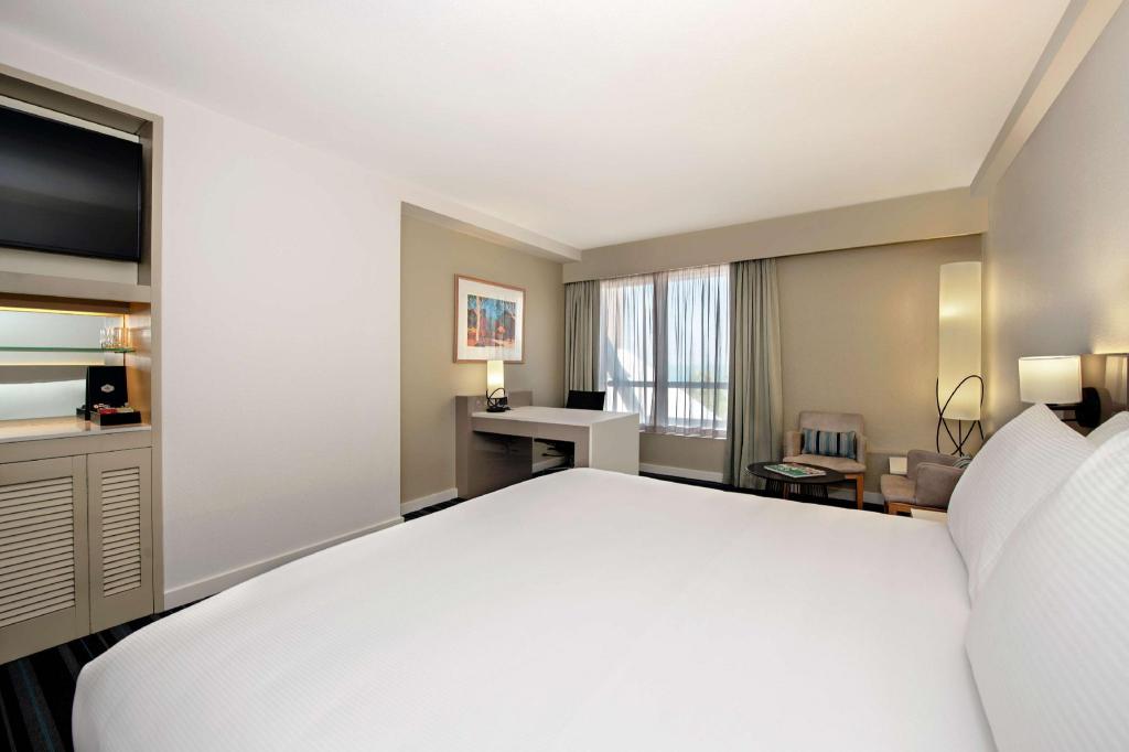 doubletree by hilton darwin esplanade