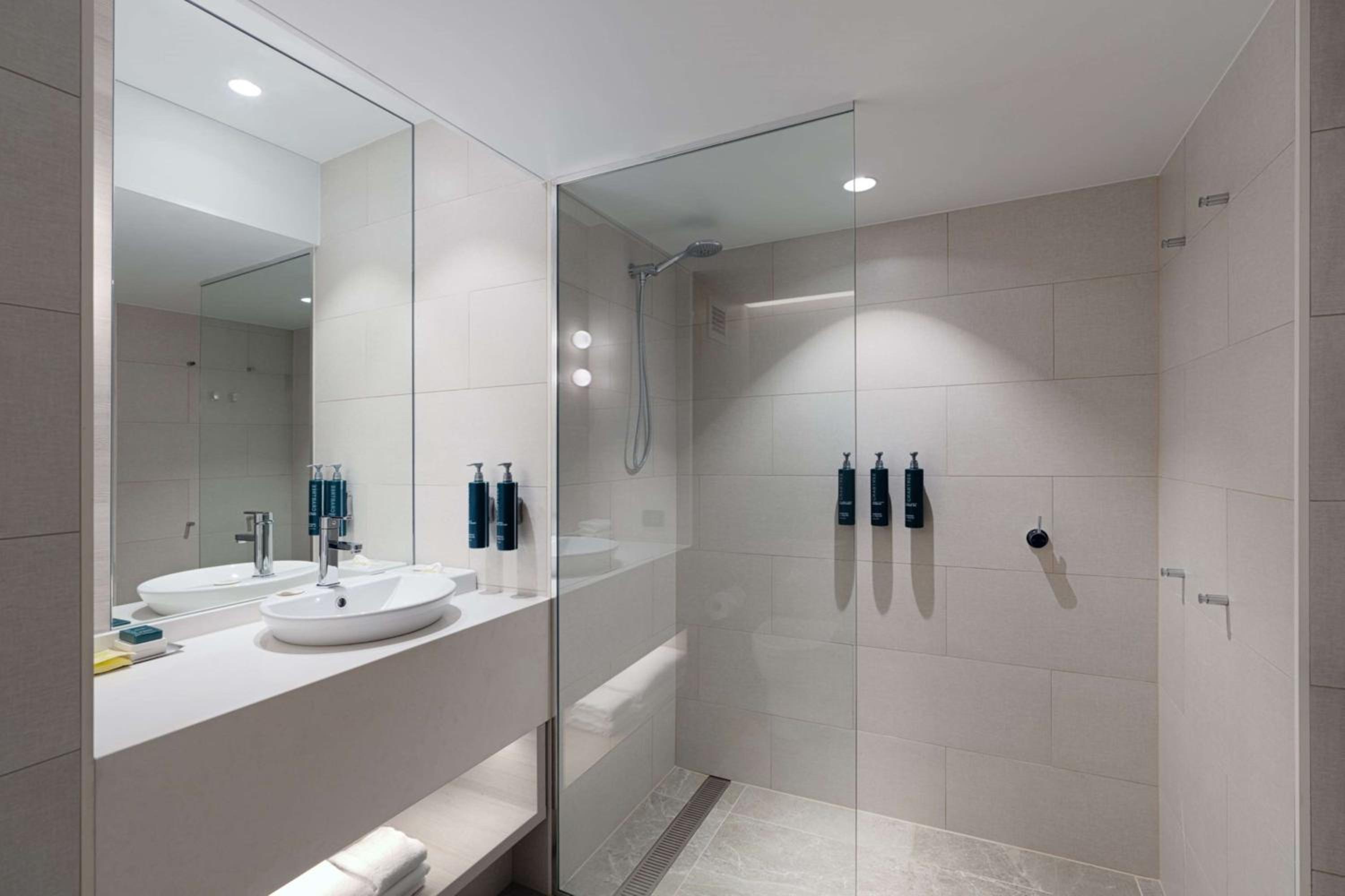 doubletree by hilton darwin esplanade
