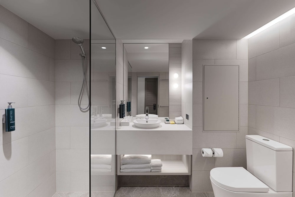 doubletree by hilton darwin esplanade