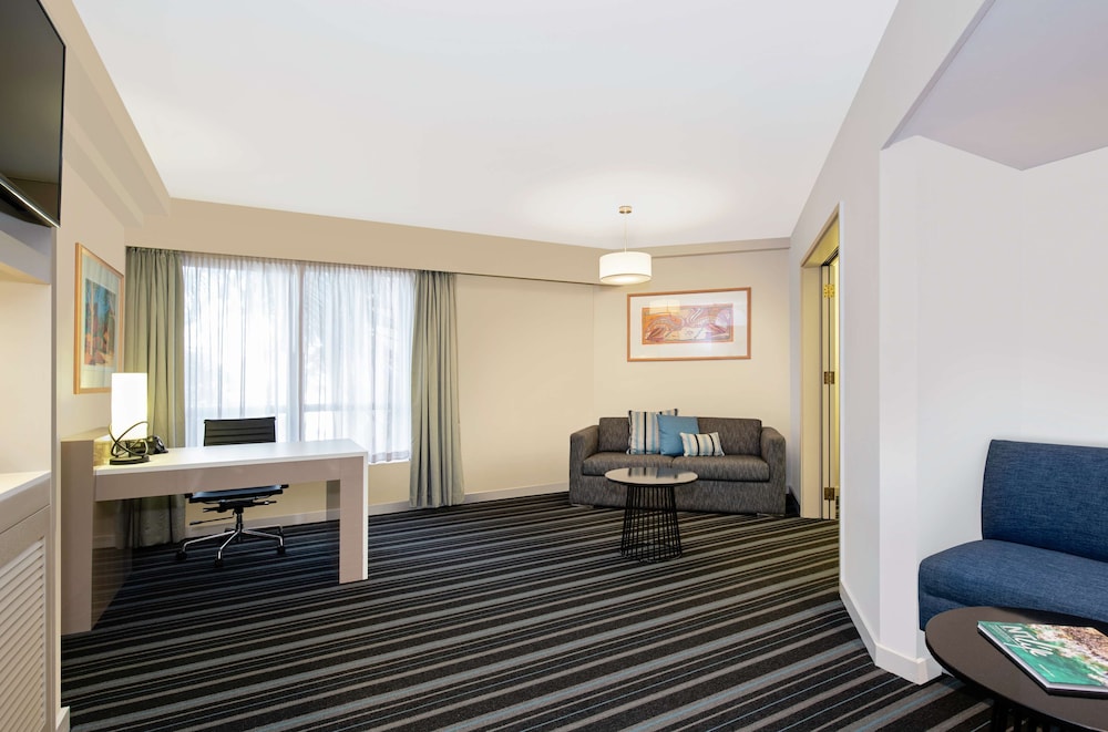 doubletree by hilton darwin esplanade