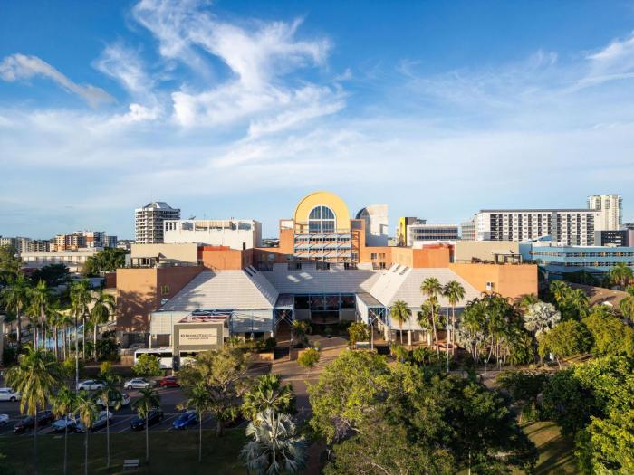 doubletree by hilton darwin esplanade