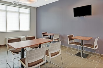 microtel inn and suites by wyndham philadelphia airport ridley