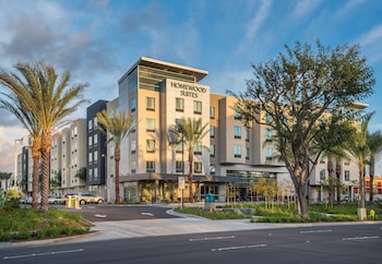 homewood suites by hilton anaheim resort convention center