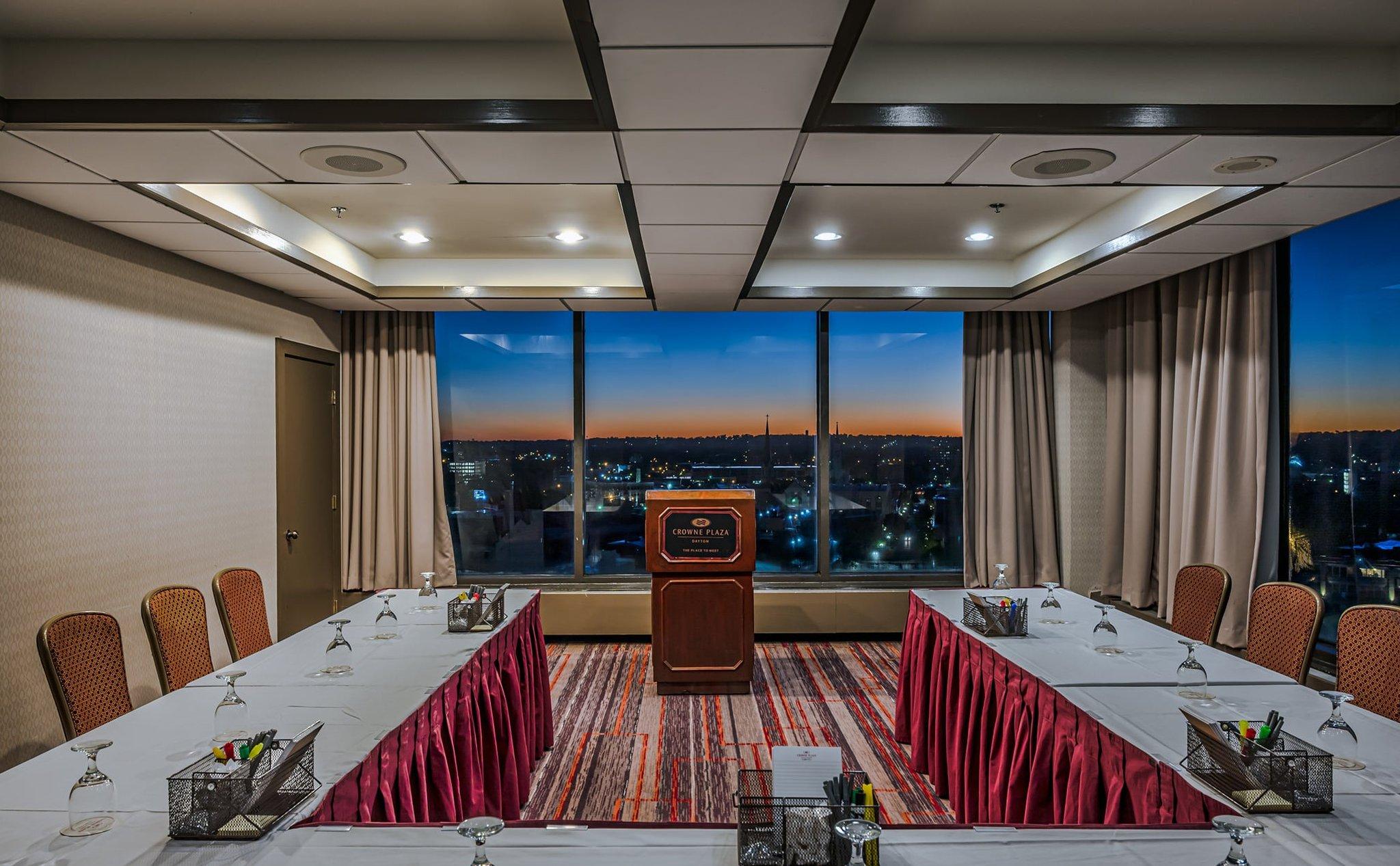 crowne plaza dayton an ihg hotel