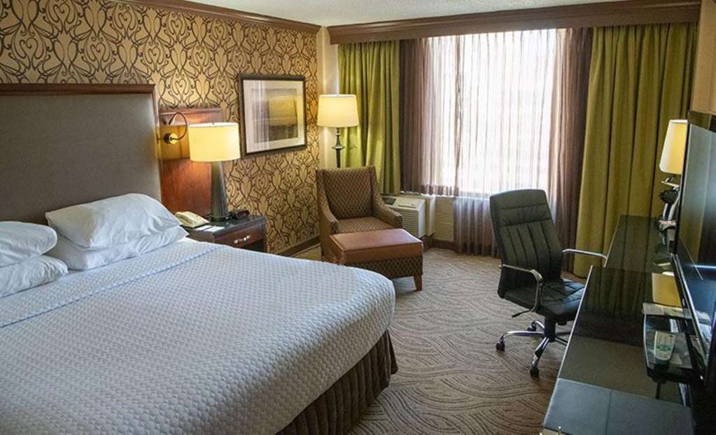 crowne plaza dayton an ihg hotel