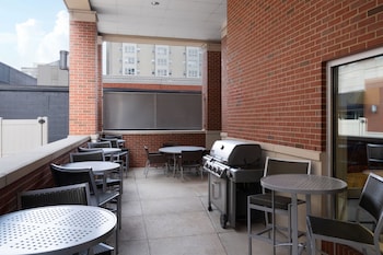 Towneplace Suites By Marriott Champaign Urbana/Campustown,Champaign County>>Champaign,3 star