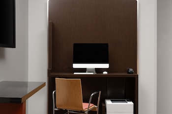Towneplace Suites By Marriott Champaign Urbana/Campustown,Champaign County>>Champaign,3 star