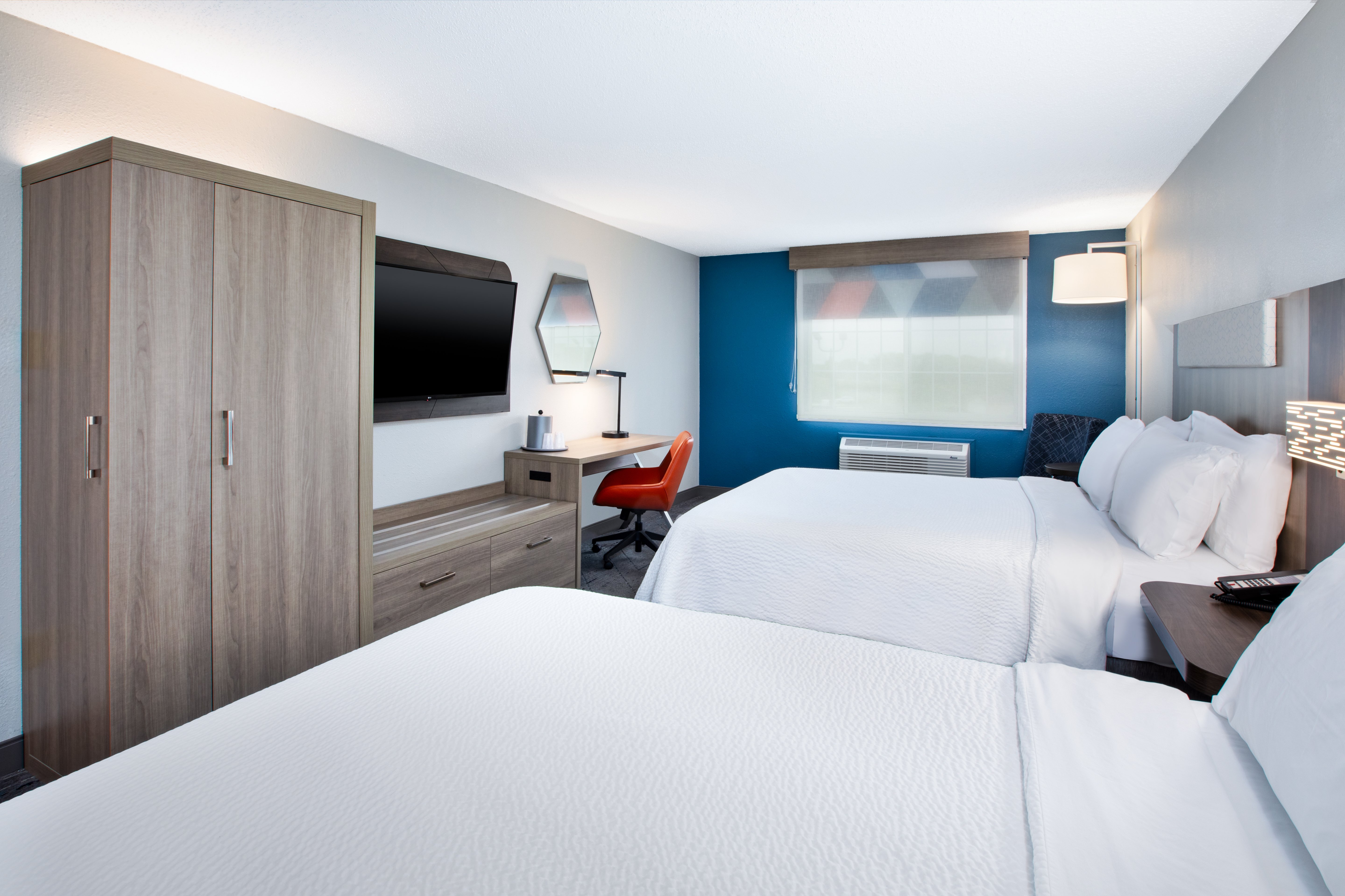 holiday inn express hotel and suites defiance by ihg