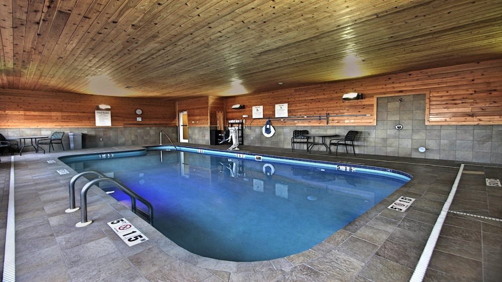 holiday inn express hotel and suites defiance by ihg