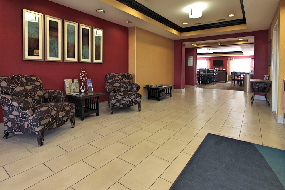 holiday inn express hotel and suites defiance by ihg
