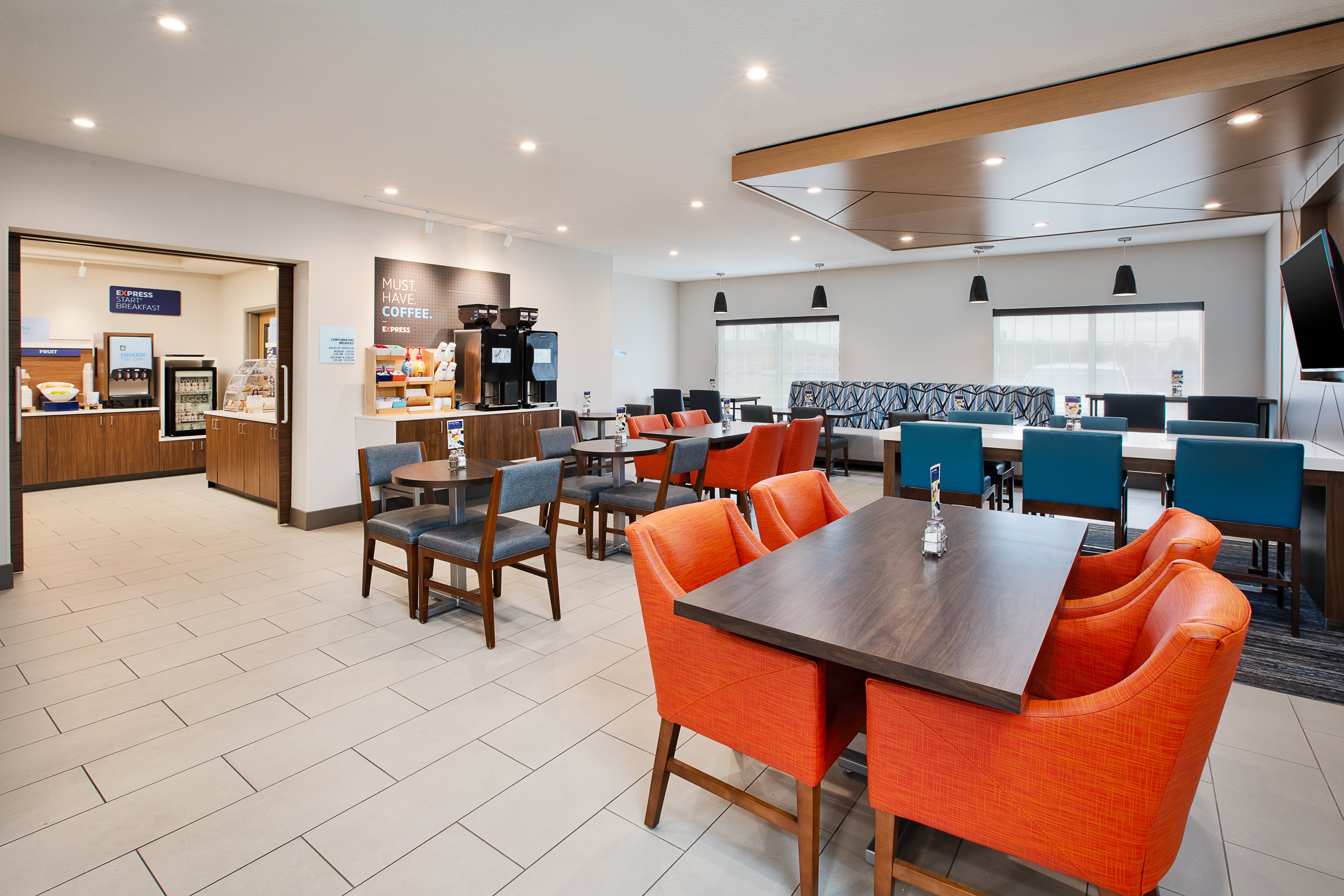 holiday inn express hotel and suites defiance by ihg